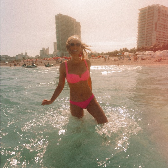 Meet your Posher, Alicia - Picture 9 of 12